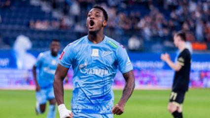 Galatasaray ile anılıyordu! Zenit'ten Jhon Duran a&ccedil;ıklaması