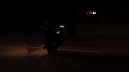 Hatay'da sosyal medya i&ccedil;in trafiği tehlikeye atan magandanın hareketi cezasız kalmadı