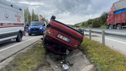 &Ccedil;orum&rsquo;da otomobil takla attı: 5 yaralı