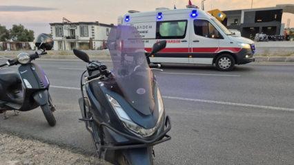 Motosiklet otomobile &ccedil;arptı: 2 yaralı