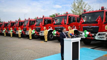 Orman yangınlarıyla m&uuml;cadelede yeni ara&ccedil;lar g&ouml;rev yerlerine uğurlandı