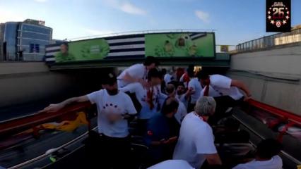 Şampiyonluk turunda korkutan anlar: Galatasaray kafilesi saniyelerle kurtuldu