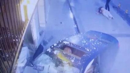 Şişli'de l&uuml;ks otomobilin d&uuml;kkana daldığı kazanın g&ouml;r&uuml;nt&uuml;leri ortaya &ccedil;ıktı