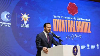 Siyaset ve muhtarlar Beyoğlu'nda buluştu: 'Toplumsal birliğin &ouml;nemli unsuru'