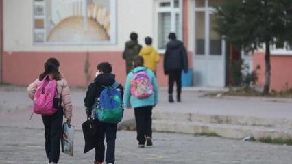 Son dakika: Bir ilimizde okullar 1 g&uuml;n tatil edildi