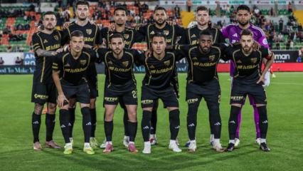 Son ma&ccedil;larına &ccedil;ıkıyorlar! S&uuml;per Lig'e sahasında veda edecek
