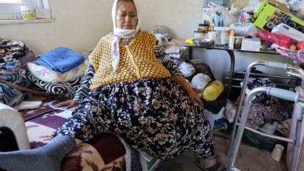 Karnındaki kitleyle 170 kiloya ulaşan kadın 15 yıldır yatağa hasret
