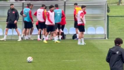 A Milli Takım'da sakatlık şoku! Ara&ccedil;la sahadan &ccedil;ıkarıldı