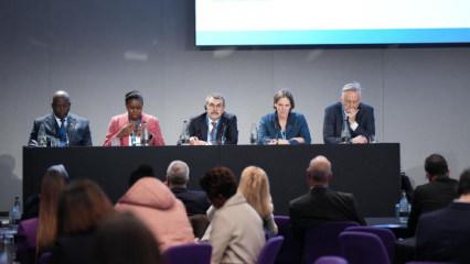 Bakan Tekin, Londra'daki D&uuml;nya Eğitim Forumu'na katıldı