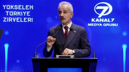 Bakan Uraloğlu, Y&uuml;kselen T&uuml;rkiye Zirveleri'nde duyurdu! T&uuml;rkiye'de ilk, yeni d&ouml;nem başladı