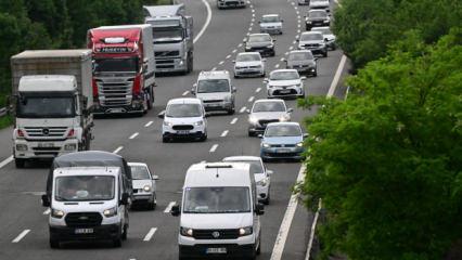 Bayram tatili hareketliliği kısmen başladı
