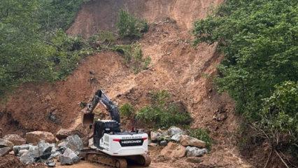 Giresun'da heyelan alarmı: 11 ev tahliye edildi, bakanlık devrede...