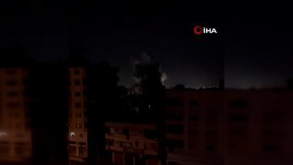 İsrail, Gazze Şeridi'nde bir konutu bombaladı