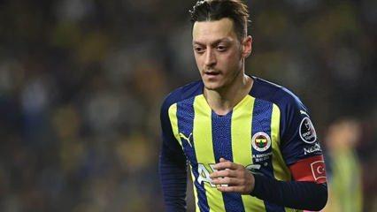 Mesut &Ouml;zil'den aile pozu! Eşi ve &ccedil;ocuklarını paylaştı