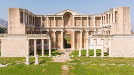 K&uuml;lt&uuml;r Yolu'nda sanat eğlence gastronomi bir arada