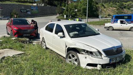 Samsun'da korkutan kaza: Otomobiller hurdaya d&ouml;nd&uuml;