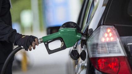 Petrol fiyatları geriledi: Beklenen indirim pompaya yansıdı