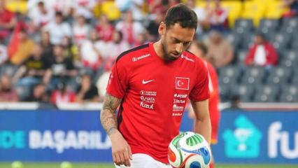 Milli ma&ccedil; sonrası Hakan &Ccedil;alhanoğlu'na Fenerbah&ccedil;e sorusu! 