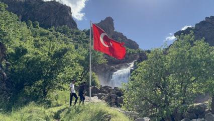 Irak sınırındaki şelaleye "Mehmet&ccedil;ik dokunuşu"