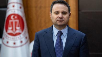 Bakan Akın G&uuml;rlek m&uuml;jdeyi verdi! 15 bin personel alımı yapılacak! İşte başvuru tarihi
