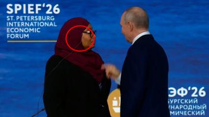 Putin'in canlı yayında mikrofon m&uuml;dahalesi sosyal medyada g&uuml;ndem oldu