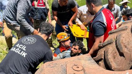 Siirt'te trakt&ouml;r&uuml;n altında kalan s&uuml;r&uuml;c&uuml; ağır yaralandı