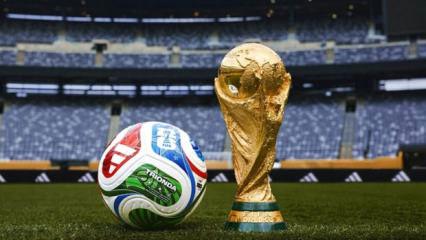 Son 4 D&uuml;nya Kupası şampiyonunu bilmişti! 2026 tahminini a&ccedil;ıkladı