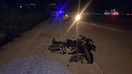 Tokat'ta feci kaza! Otomobil motosiklete &ccedil;arptı, 2 gen&ccedil; hayatını kaybetti