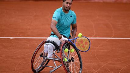 T&uuml;rk tenis&ccedil;iden tarihi başarı! Roland Garros&rsquo;ta finale y&uuml;kseldi