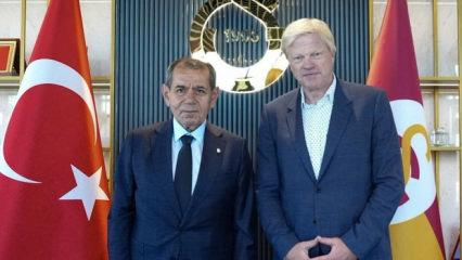 Alman futbol efsanesi Oliver Kahn'dan Dursun &Ouml;zbek'e ziyaret!