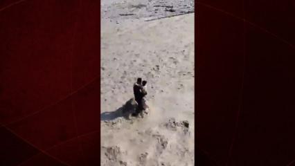 Azerbaycan'da kahramanlık destanı: Polis memuru k&uuml;&ccedil;&uuml;k &ccedil;ocuğu boğulmaktan kurtardı!