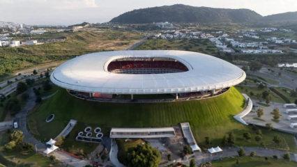 D&uuml;nya Kupası'nın en ilgin&ccedil; stadyumu! Dış cephesi ger&ccedil;ek &ccedil;imlerden