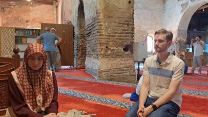 İspanyol Juan, M&uuml;sl&uuml;man oldu! Kelime-i şeh&acirc;det getirdiği cami dikkat &ccedil;ekti