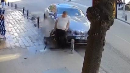 K&uuml;&ccedil;&uuml;k&ccedil;ekmece'de &ccedil;arptığı yaya 2 metre havaya u&ccedil;tu; yaralıya değil, hasara baktı