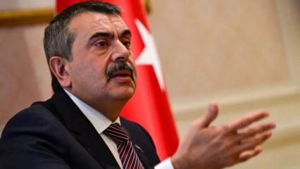 Son Dakika... Milli Eğitim Bakanı Yusuf Tekin a&ccedil;ıkladı: Cuma g&uuml;n&uuml; okullar tatil edildi