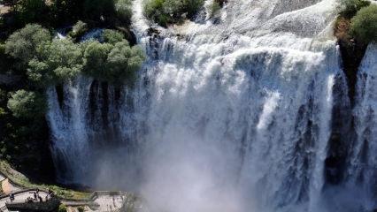 Niagara&rsquo;yı aratmayan g&ouml;r&uuml;nt&uuml;ler! Tortum Şelalesi&rsquo;nde turizm hareketliliği