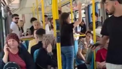 Bursa metrosunda kadınların &lsquo;y&uuml;ksek sesle telefonla konuştun&rsquo; tartışması