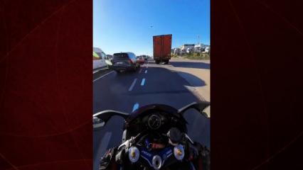 Trafikte pes dedirten anlar: "B&ouml;yle utanmazlık yok! Sen ne yapıyorsun ya!?"