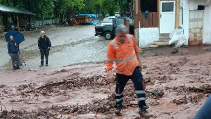 Sağanak vurdu, dere taştı: K&ouml;yde su baskınları yaşandı