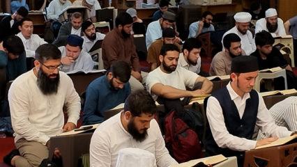 Alimler İstanbul'da buluştu! Uluslararası Hadis Meclisleri başladı