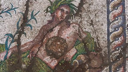Bakan Ersoy'dan Aspendos m&uuml;jdesi