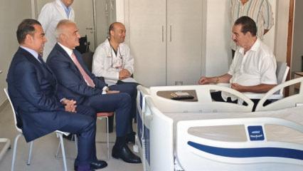 Bakan Ersoy'dan İbrahim Tatlıses'e ziyaret