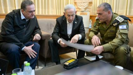 D&uuml;nya gizli ger&ccedil;eği duydu, Netanyahu &ccedil;ılgına d&ouml;nd&uuml;! Herkesin i&ccedil;inde azarladı...