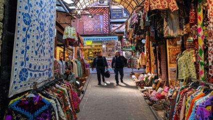 D&uuml;nyanın ilk alışveriş merkezi Kapalı&ccedil;arşı, her g&uuml;n y&uuml;z binlerce kişiyi ağırlıyor