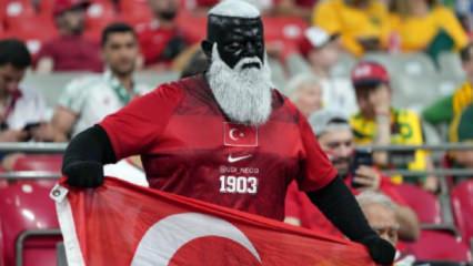 Tarzıyla d&uuml;nyada viral olan T&uuml;rk taraftarın Beşiktaşlı olduğu ortaya &ccedil;ıktı