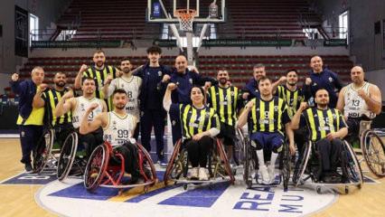 Fenerbah&ccedil;e ile Beşiktaş şampiyonluk i&ccedil;in karşı karşıya!
