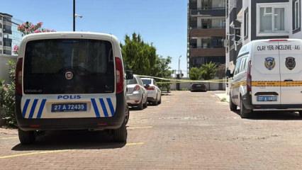 Kucağında &ccedil;ocuğuyla sekizinci kattan atladı