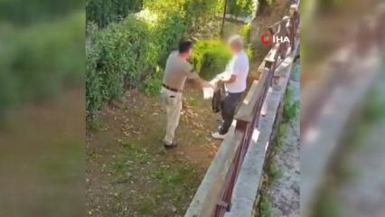 Akşemseddin Hazretleri T&uuml;rbesi'nin bah&ccedil;esinde i&ccedil;ki i&ccedil;en şahsa vatandaşlar tepki g&ouml;sterdi