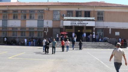 YKS yolunda kaza yaptı, imdadına polis ekipleri yetişti