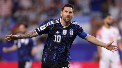 Sahne yine Messi'nin! Arjantin'den 3 goll&uuml; net zafer